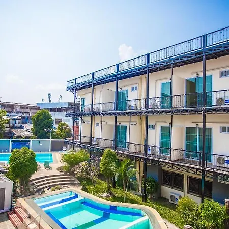 Prince Hotel Chiang Mai foto